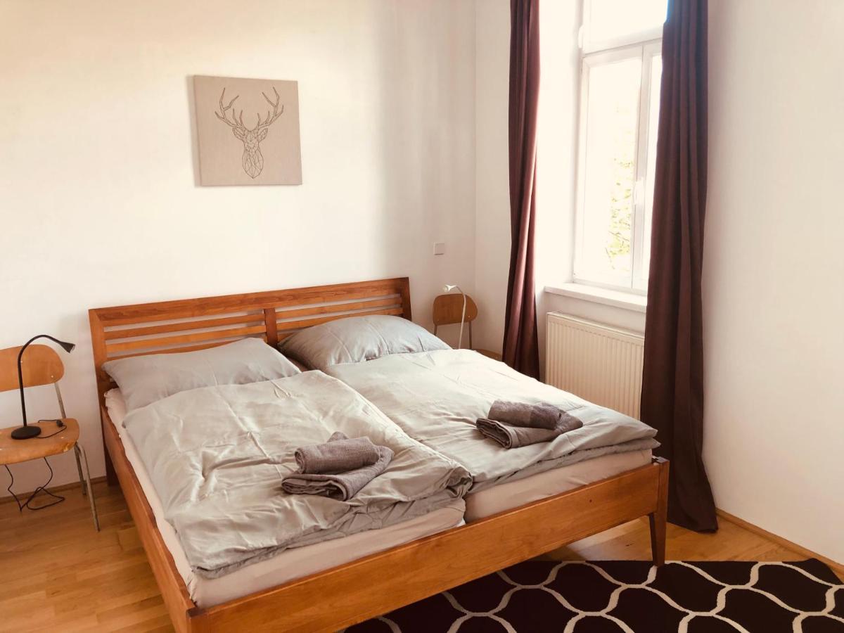 Helle 4 Zimmer Familien-Wohnung Mit Balkon! Schloss Schonbrunn In Gehdistanz Wenen Buitenkant foto