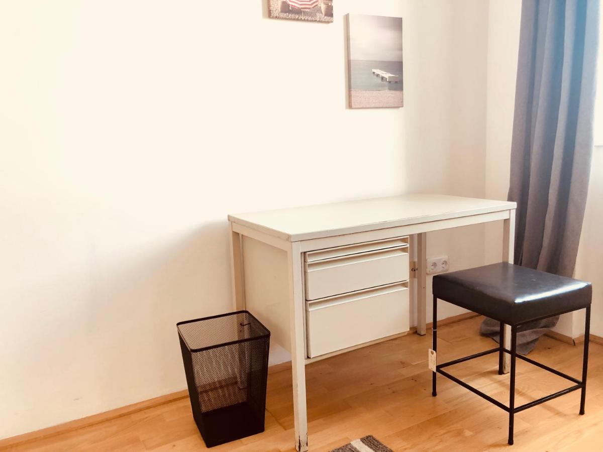 Helle 4 Zimmer Familien-Wohnung Mit Balkon! Schloss Schonbrunn In Gehdistanz Wenen Buitenkant foto