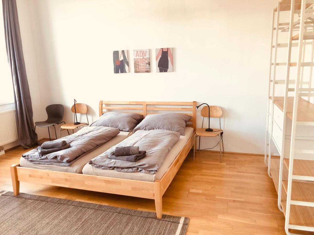 Helle 4 Zimmer Familien-Wohnung Mit Balkon! Schloss Schonbrunn In Gehdistanz Wenen Buitenkant foto