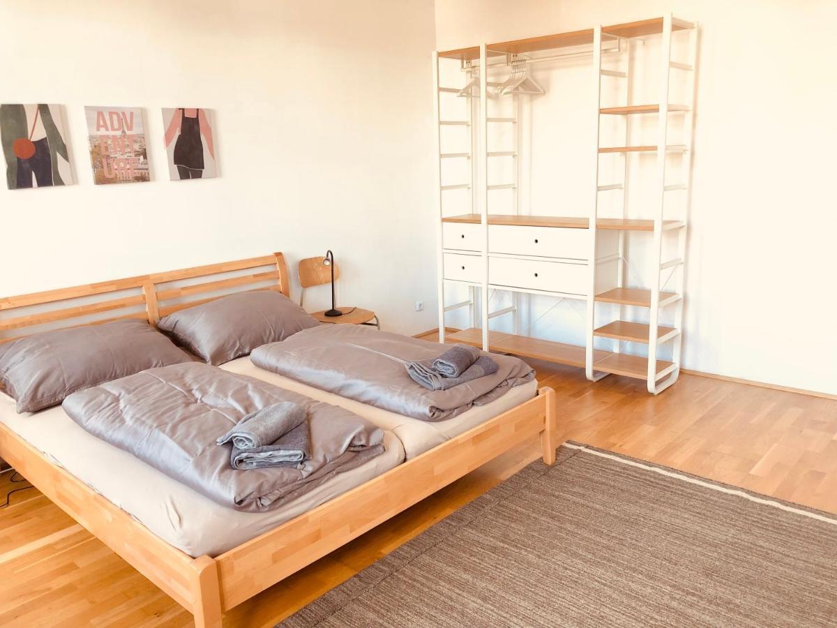 Helle 4 Zimmer Familien-Wohnung Mit Balkon! Schloss Schonbrunn In Gehdistanz Wenen Buitenkant foto