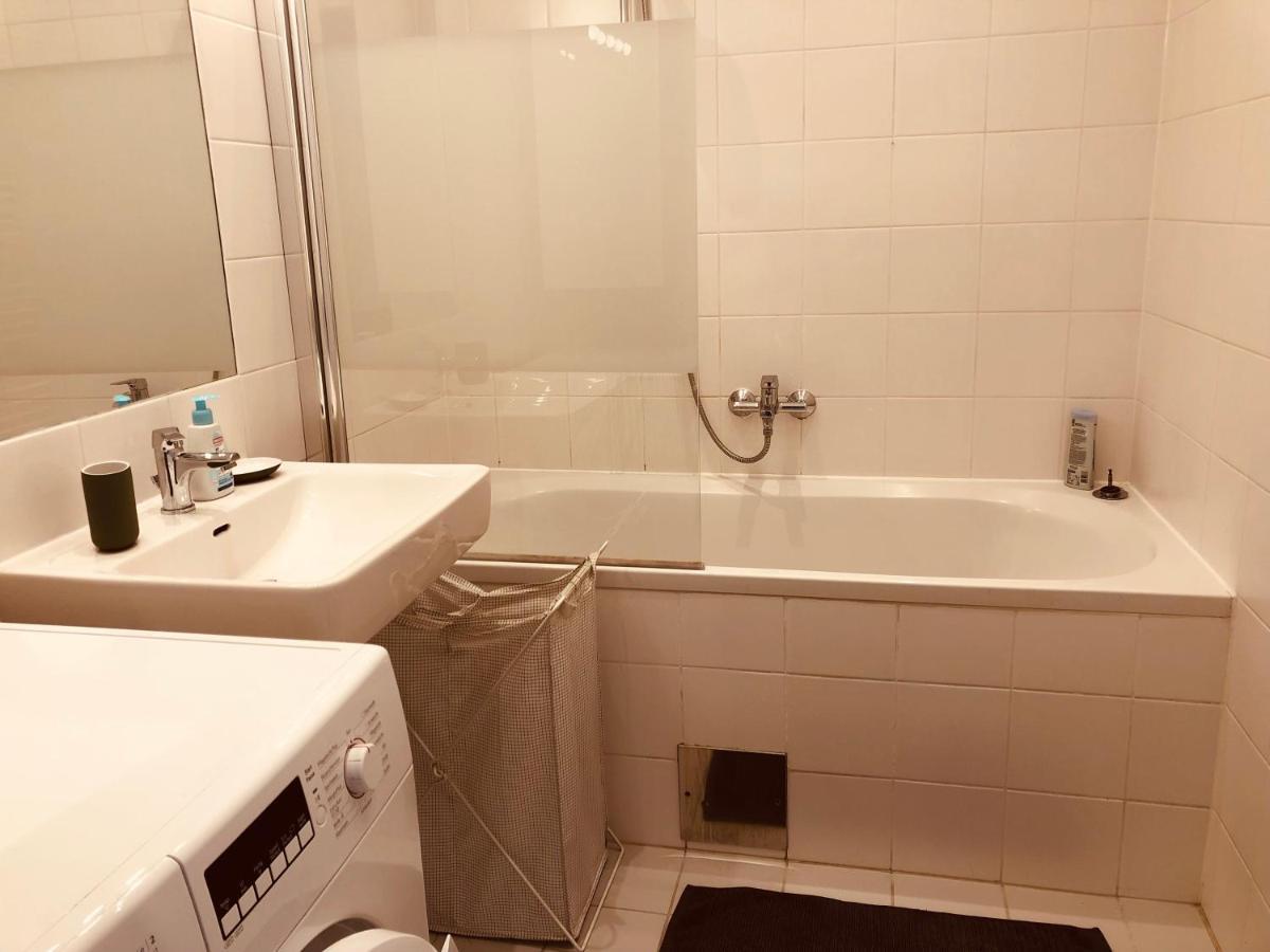 Helle 4 Zimmer Familien-Wohnung Mit Balkon! Schloss Schonbrunn In Gehdistanz Wenen Buitenkant foto
