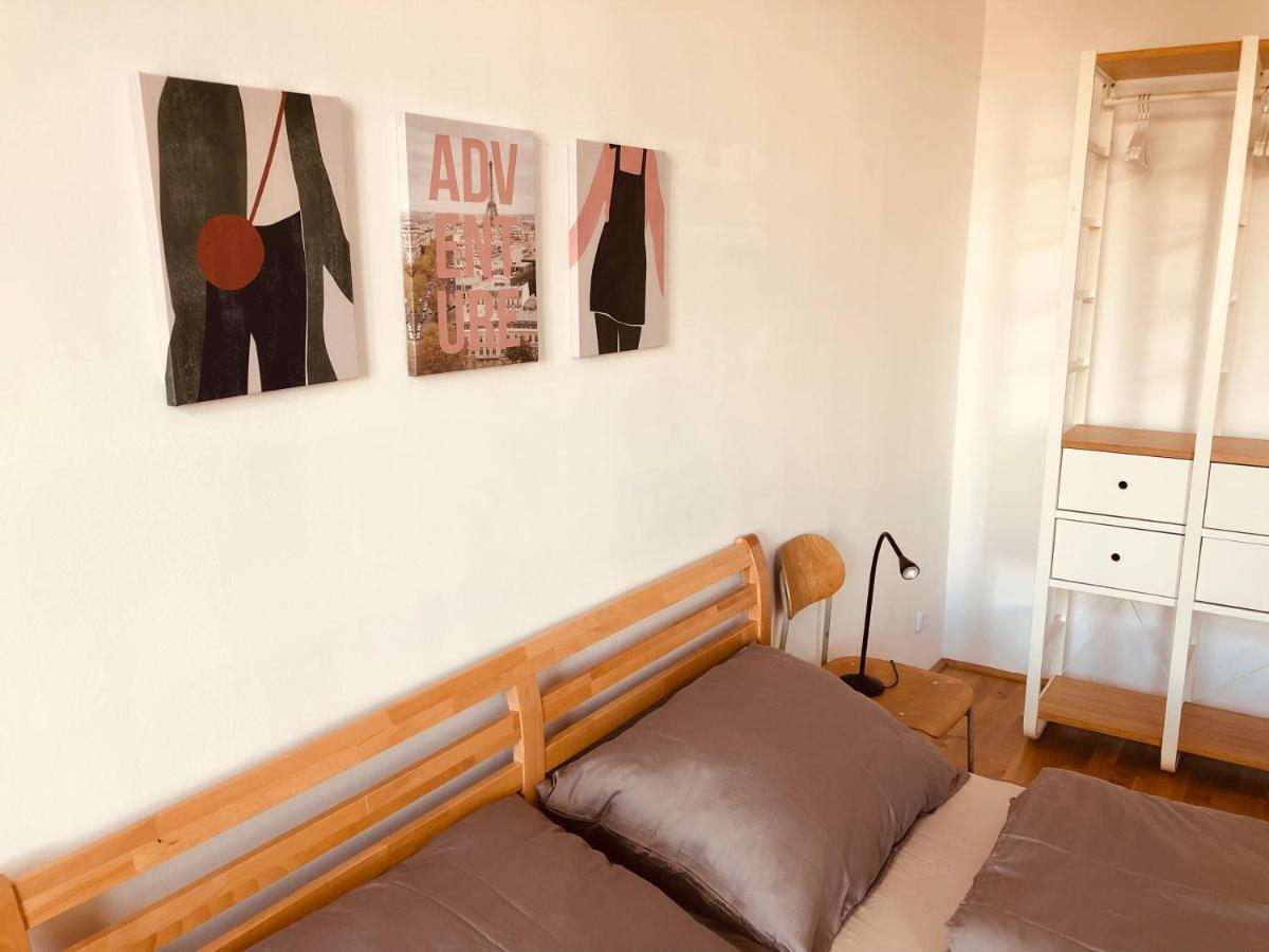 Helle 4 Zimmer Familien-Wohnung Mit Balkon! Schloss Schonbrunn In Gehdistanz Wenen Buitenkant foto