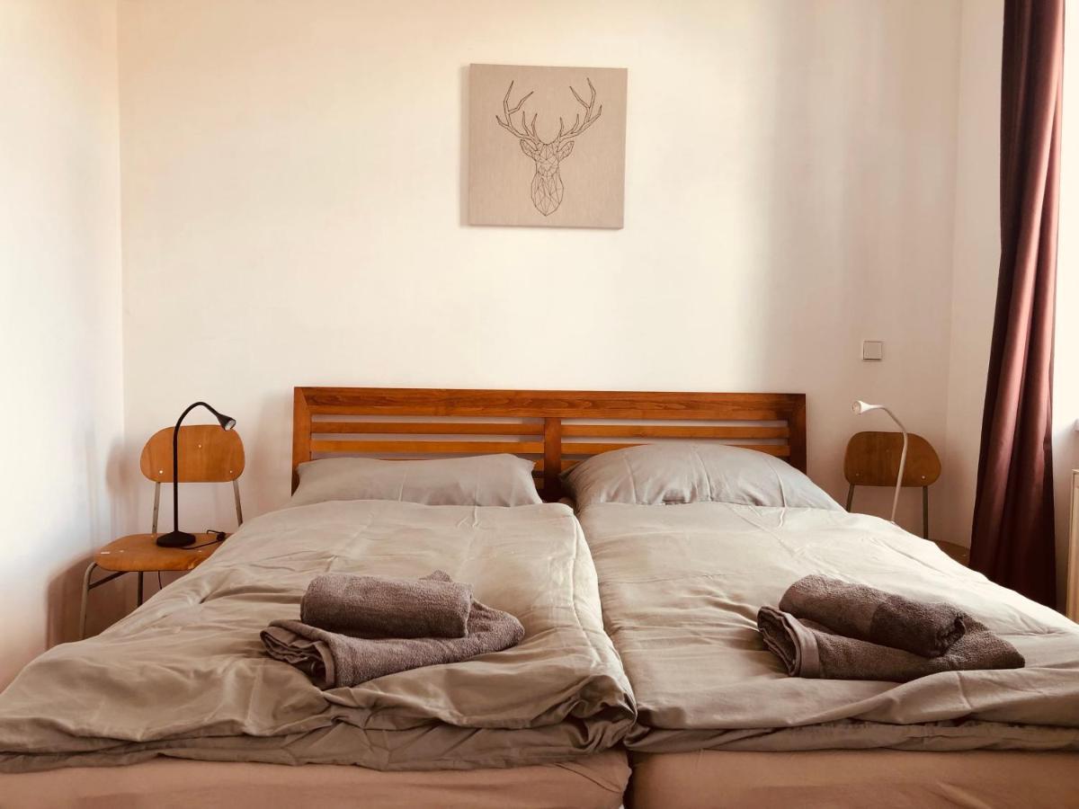 Helle 4 Zimmer Familien-Wohnung Mit Balkon! Schloss Schonbrunn In Gehdistanz Wenen Buitenkant foto
